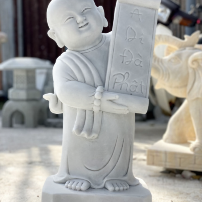 Tượng Chú Tiểu Đứng Đá Trắng Xám Mịn
