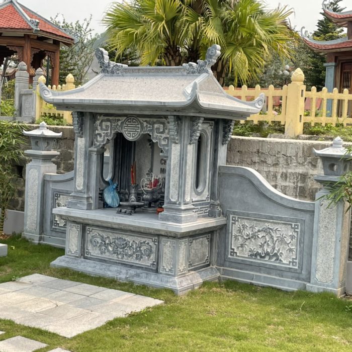 Lăng thờ đá chân hoa sen